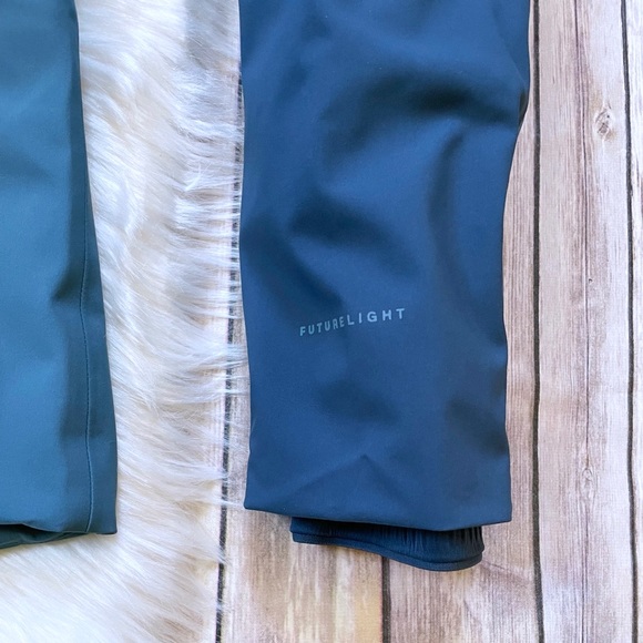 The North Face Women’s Anonym FUTURELIGHT Ski Jacket - Picture 5 of 16